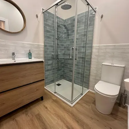 Main Peak - Lavalle Apartment